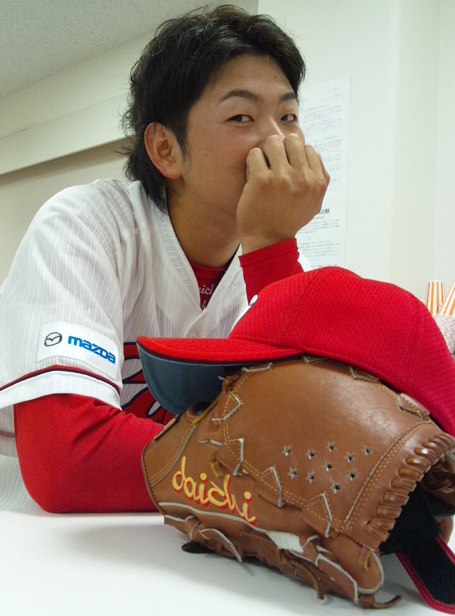 大瀬良_グローブ