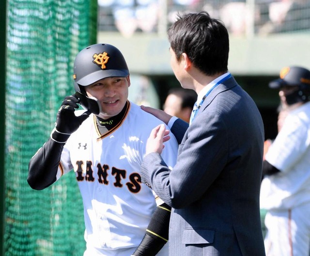 新井さん巨人丸再会_02