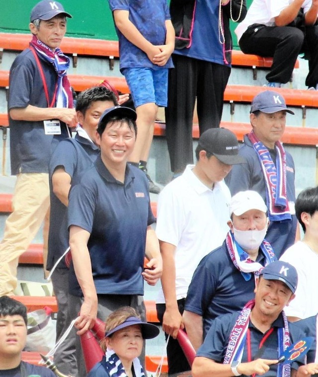 カープ新井監督の息子・新井颯真が父の応援歌で代打ヒット！甲南の逆転サヨナラ勝ちに貢献！！