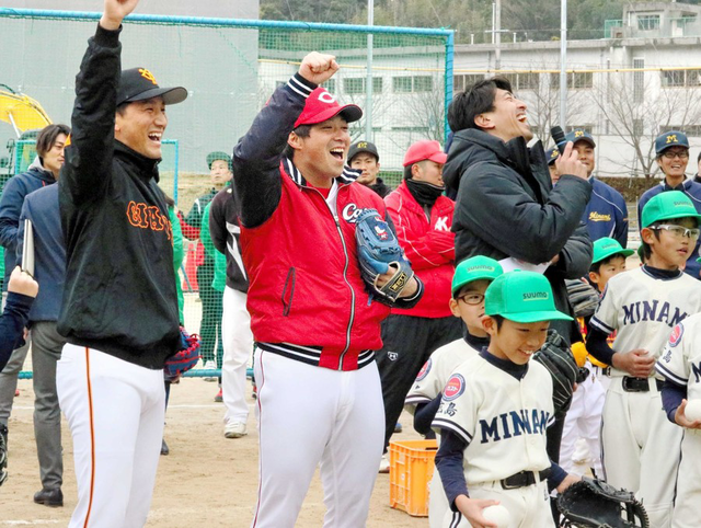 野村祐輔小林誠司ストラックアウト