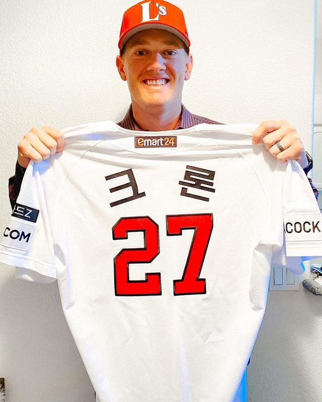 元広島クロンが韓国球界SSGランダース背番号27