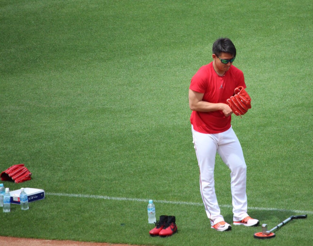 カープ福井黒田グラブ無断使用01