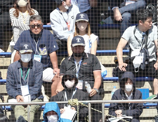 里崎「捕手専念のカープ坂倉に逃げ場はない」