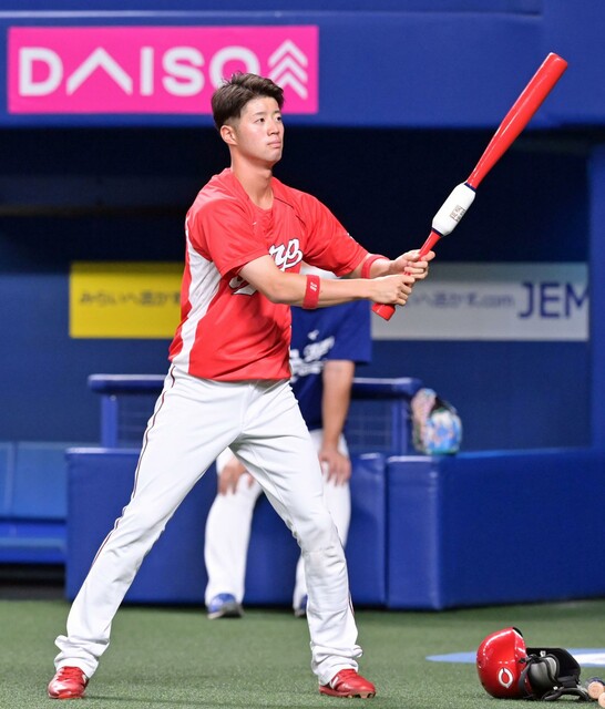 カープ宇草が右足手術。右腓骨固定プレート除去