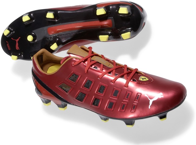 カープサッカースパイク