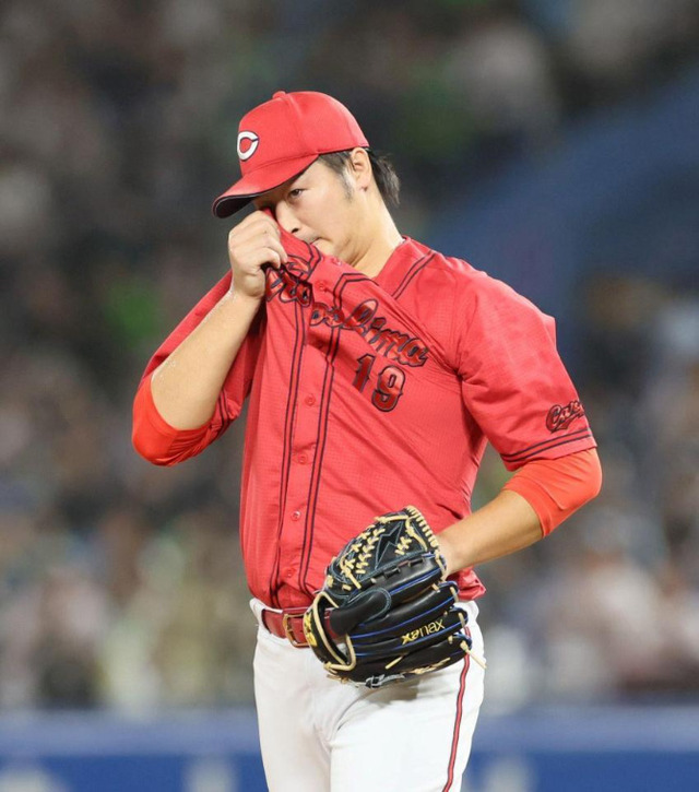 床田寛樹2.2回7失点炎上