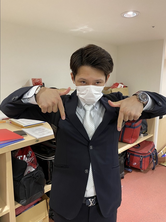 カープ西川龍馬500万減の年俸6300で契約更改