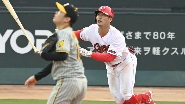 カープ田中広輔、5号3ランホームラン！阪神西勇輝から初回一挙5得点！！