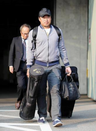 松山竜平右太もも故障