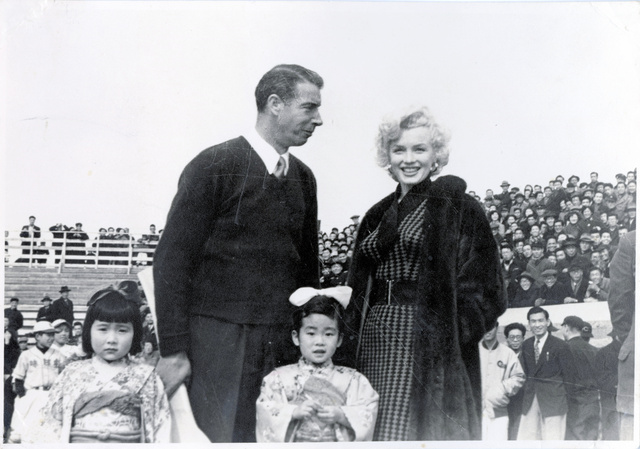 カープ救った『たる募金』マリリンも来た　昭和感漂う「広島県営球場」