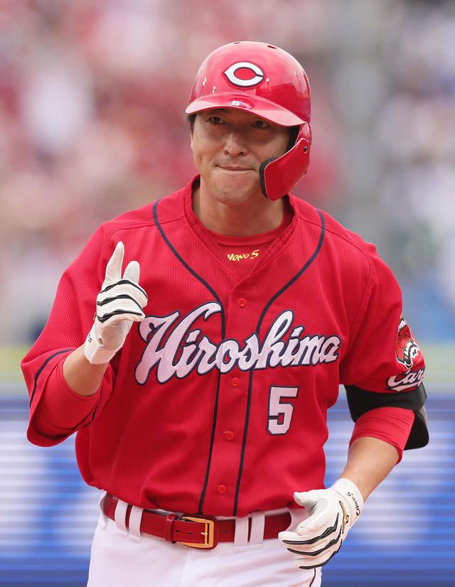 カープ長野久義