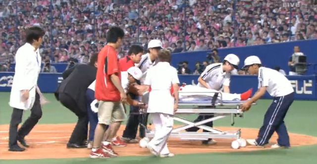 會澤山井頭部死球_16