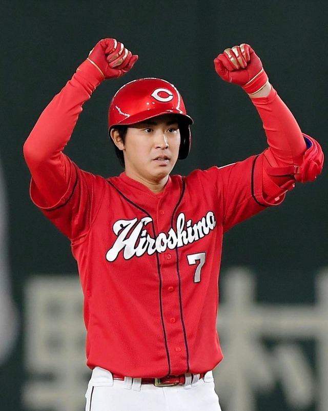 堂林翔太7番ファースト