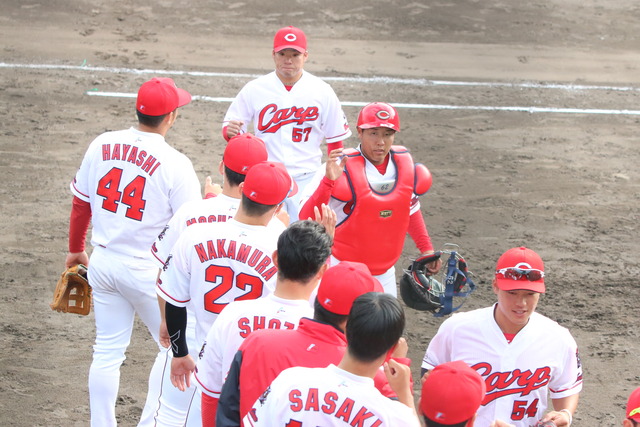 カープ石原貴規2号＆4打点_フェニックスリーグ