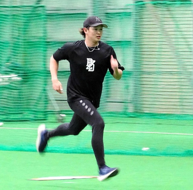 現ドラ2鈴木健矢がカープ鉄壁守備陣に「守備が固くて頼もしい」