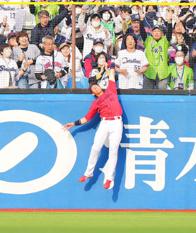 カープ野間『清水建設』を日南キャンプでもイジられる