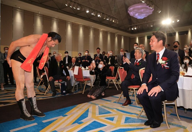 arai_inoki