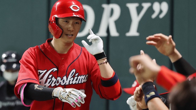 カープ西川龍馬、FA権で初交渉「2、3回は話をする」