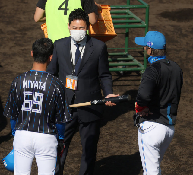 カープ前田智徳が日ハムに打撃指導！新庄監督のオファー