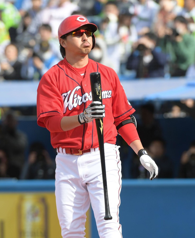 長野久義6番センター