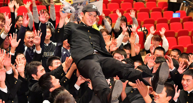 セリーグが佐々木朗希をスルーした理由