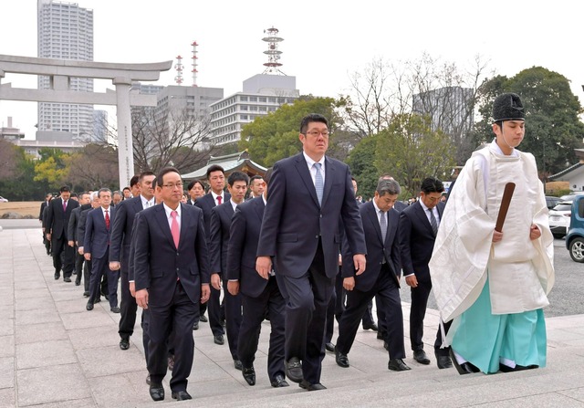 カープ佐々岡監督_必勝祈願
