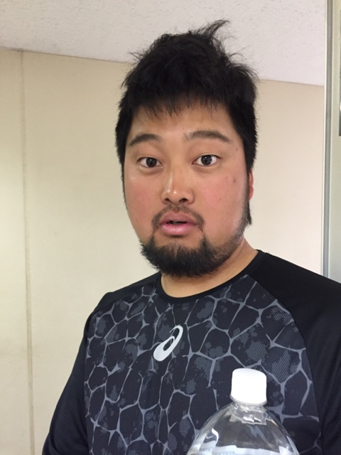 中崎翔太寝癖