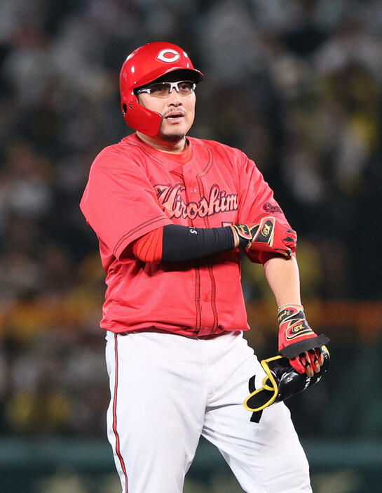 カープ松山、代打で走者一掃逆転タイムリー2塁打！阪神西純矢をKO！
