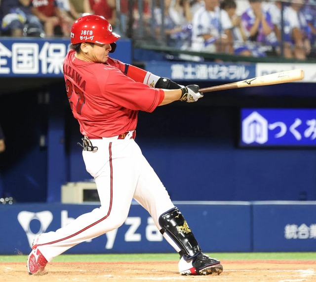 カープ坂倉"起死回生"同点弾！會澤決勝犠飛！上本好守連発！大瀬良7回無四球1失点！矢崎3凡締め！守護神ヤスアキ打ちで逆転勝利【広島2-1DeNA/試合結果】