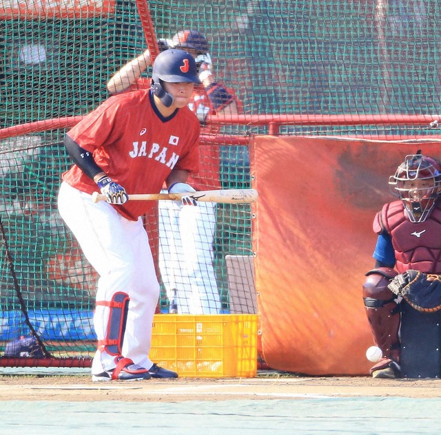 侍ジャパン村上宗隆バント練習