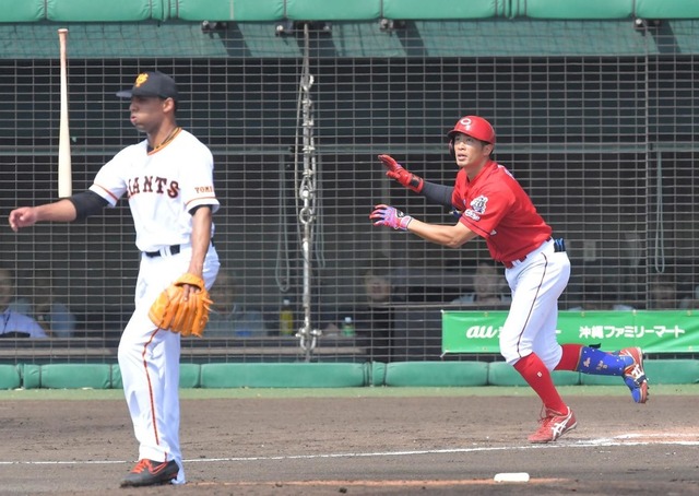 カープ安部友裕オープン戦1号3ランホームラン