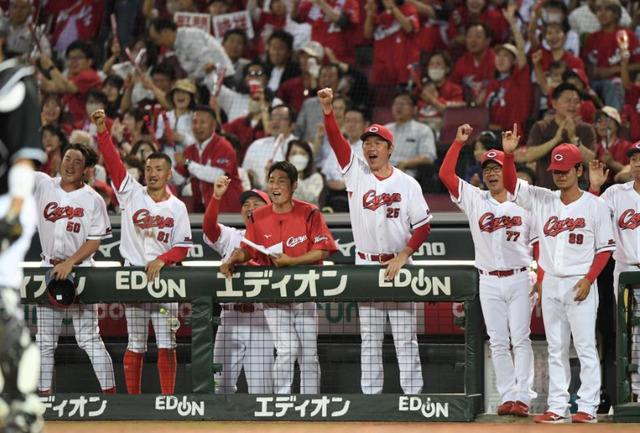 カープ矢野が大瀬良ノーノーの乾杯の音頭!會澤の走塁をイジる