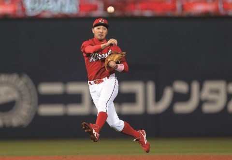 菊池涼介_01