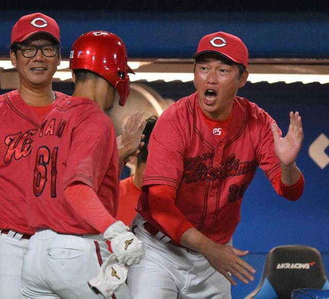 カープ磯村逆転タイムリーで連敗ストップ