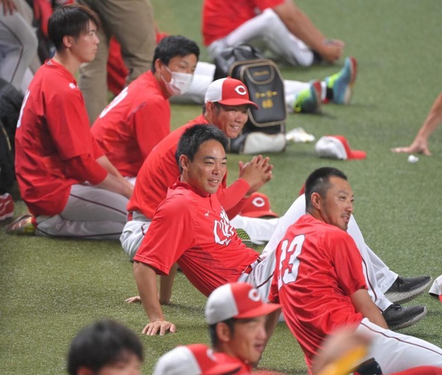 カープ打線を左右で分けてみた結果ｗｗｗｘｗ