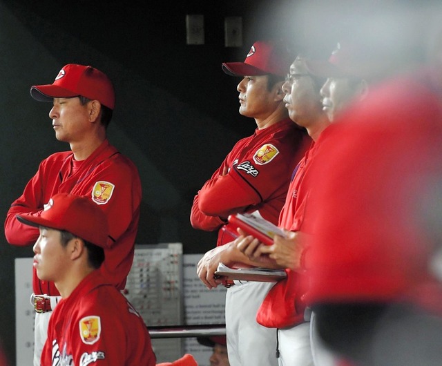 緒方監督「ファンに申し訳ない試合」