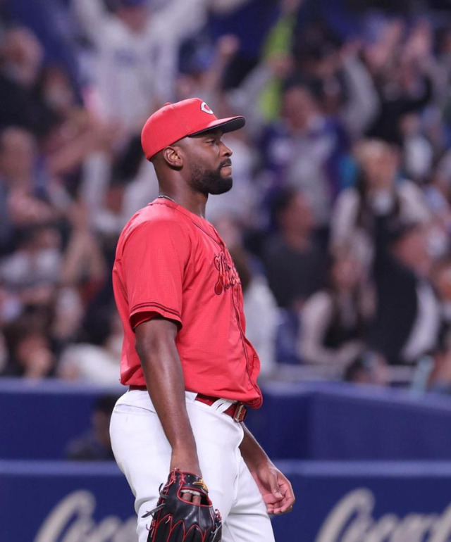 カープハーン6試合で3度失点で防9.00。新井監督「良い悪いを繰り返している」