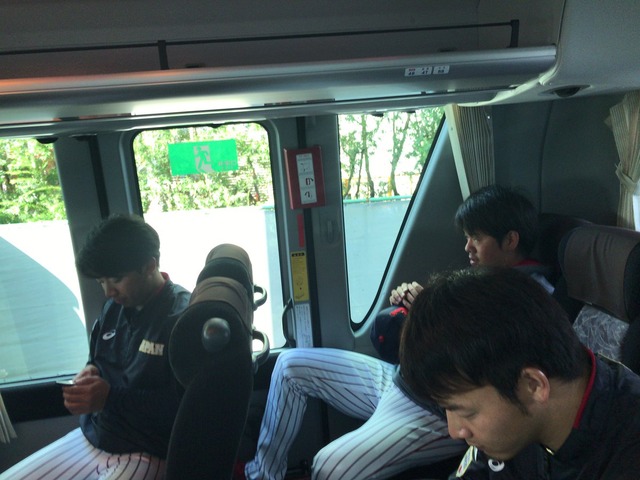 又吉侍ジャパン広報2
