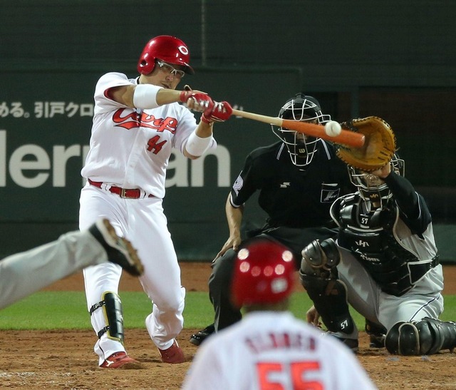 松山竜平1号ホームラン