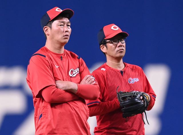 新井監督藤井ヘッドコーチ