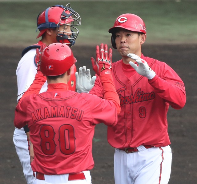 カープの新打順は1番秋山、2番野間？新井監督「色んなパターンやってみる」