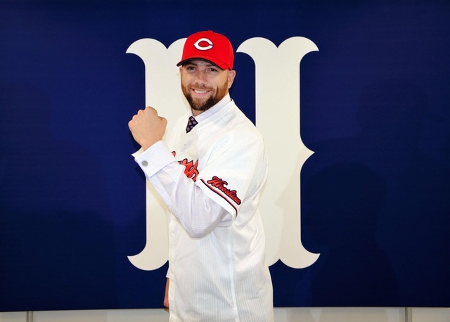 デラバー入団会見