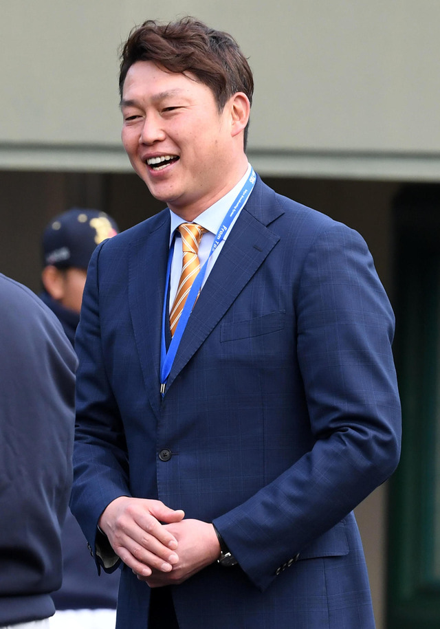 新井さん「鈴木誠也はカープに戻ってもう1年…」