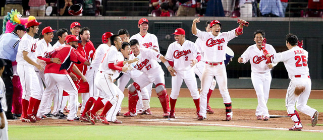 新井貴浩サヨナラホームラン