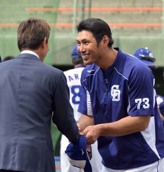 中日・栗原健太、退団←カープの補強ポイント打撃コーチ