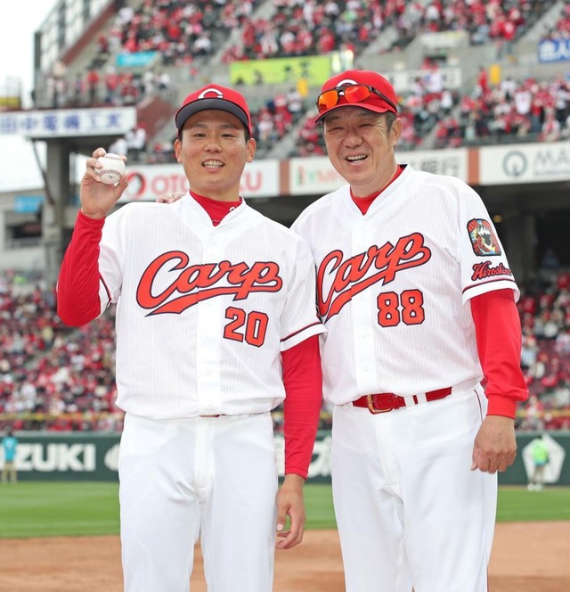 佐々岡監督＆栗林