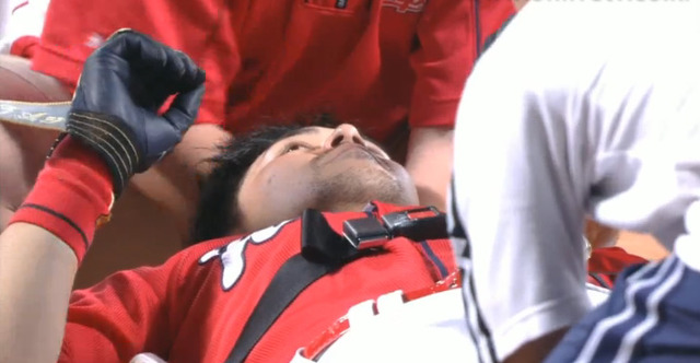 會澤山井頭部死球_15