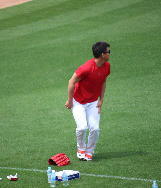 カープ福井黒田グラブ無断使用07