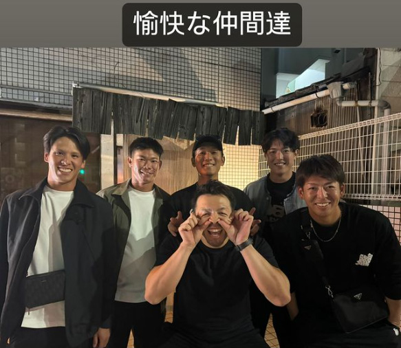 カープ野間西川坂倉らが鈴木誠也と再会！「愉快な仲間達」