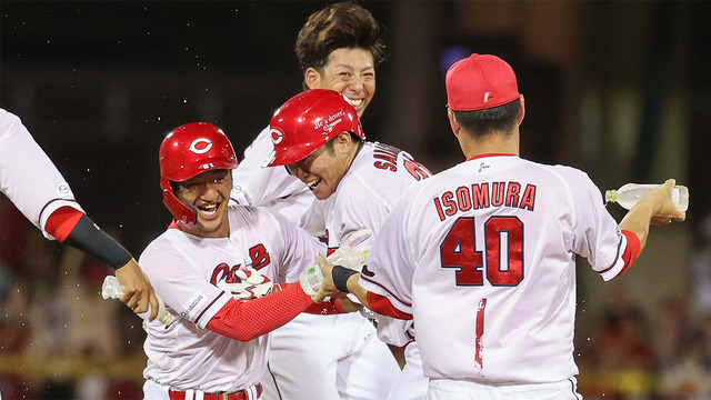 カープ坂倉サヨナラ犠飛！ヤクルト戦マツダ10連勝！西川先制打！デビ15号2ラン！森6.1回3失点も大道-島内-栗林0封リレー！【広島4x-3ヤクルト/試合結果】